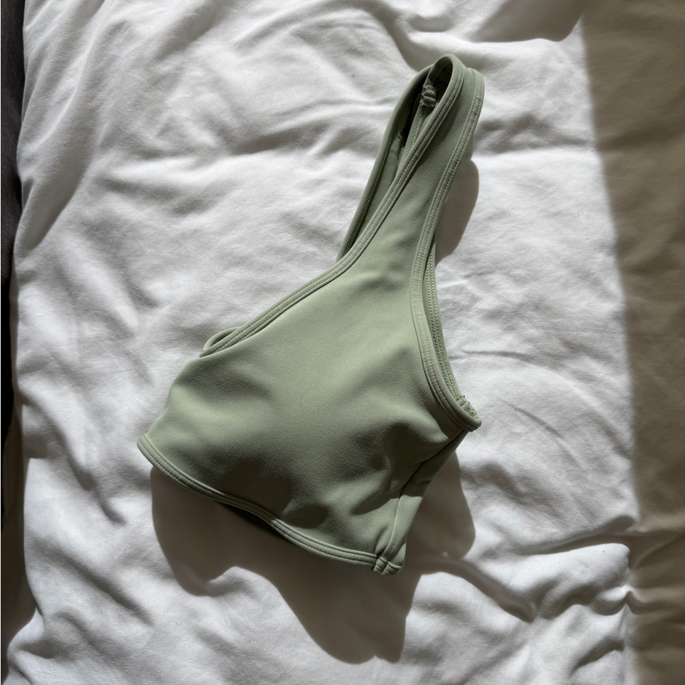 White Fox Sports Bra - Picture 4 of 6